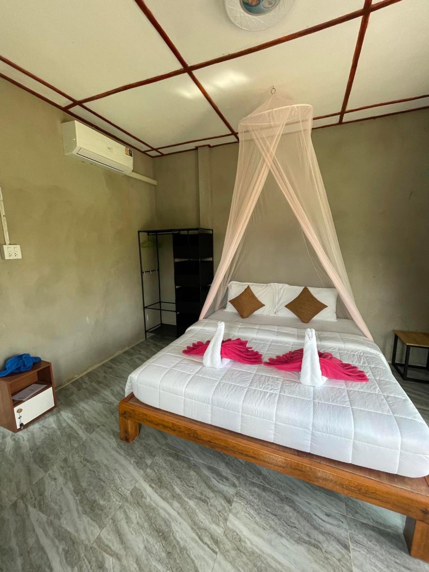 Happy Home Kohjum Koh Jum Exterior photo