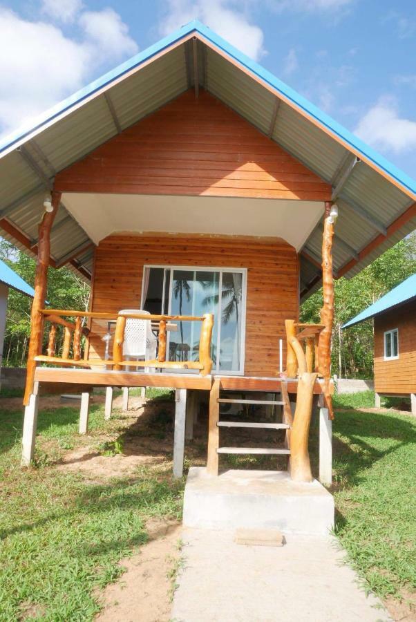 Happy Home Kohjum Koh Jum Exterior photo