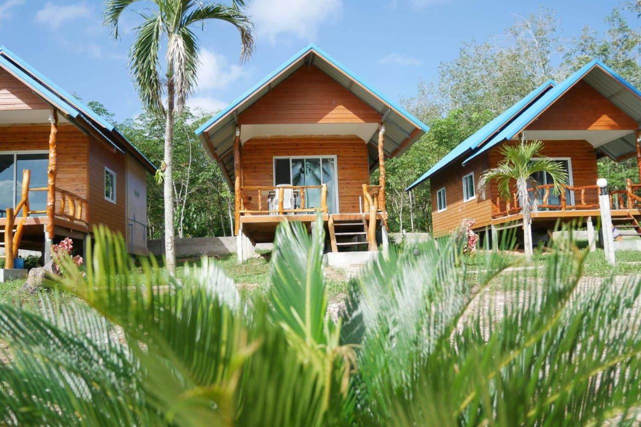 Happy Home Kohjum Koh Jum Exterior photo