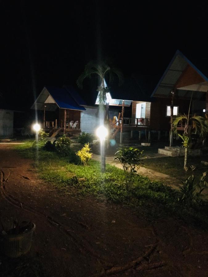 Happy Home Kohjum Koh Jum Exterior photo